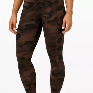lululemon athletica Fast and Free High Rise 25" Leggings - Heritage Camo Size 6